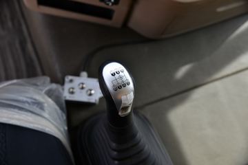 й HOWO TXؿ 440 8X4 6.5ж()(ZZ3317V326GF1)ͼƬ
