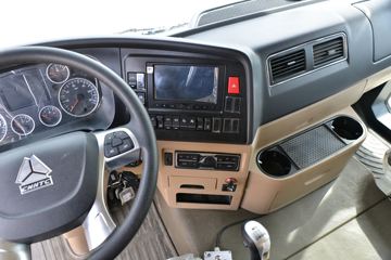 й HOWO TXؿ 440 8X4 6.5ж()(ZZ3317V326GF1)ͼƬ