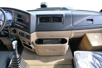 �й����� HOWO TX�ؿ� 460���� 6X4 ǣ����(����)ͼƬ