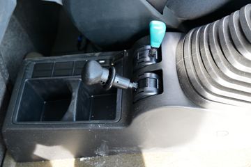 �й����� HOWO TX�ؿ� 460���� 6X4 ǣ����(����)ͼƬ