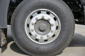 HOWO TX7&nbsp;牵引车底盘                                                图片