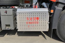 HOWO TX7&nbsp;牵引车底盘                                                图片