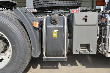 �й����� HOWO TX�ؿ� 460���� 6X4 ǣ����(����)ͼƬ