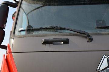 �й����� HOWO TH7�ؿ� 500���� 6X4 ǣ����(����)(ZZ4257V324HF1B)ͼƬ