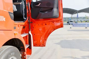 �й����� HOWO TH7�ؿ� 500���� 6X4 ǣ����(����)(ZZ4257V324HF1B)ͼƬ