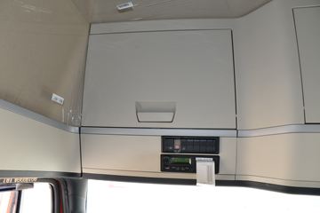 �й����� HOWO TH7�ؿ� 500���� 6X4 ǣ����(����)(ZZ4257V324HF1B)ͼƬ