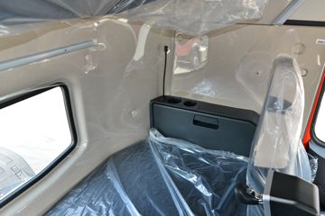 �й����� HOWO TH7�ؿ� 500���� 6X4 ǣ����(����)(ZZ4257V324HF1B)ͼƬ