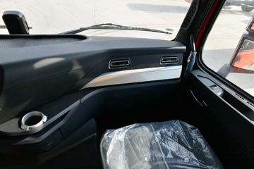 �й����� HOWO TH7�ؿ� 500���� 6X4 ǣ����(����)(ZZ4257V324HF1B)ͼƬ