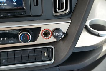 �й����� HOWO TH7�ؿ� 500���� 6X4 ǣ����(����)(ZZ4257V324HF1B)ͼƬ