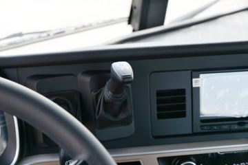 �й����� HOWO TH7�ؿ� 500���� 6X4 ǣ����(����)(ZZ4257V324HF1B)ͼƬ