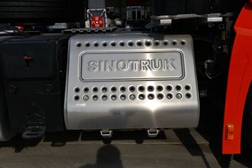 �й����� HOWO TH7�ؿ� 500���� 6X4 ǣ����(����)(ZZ4257V324HF1B)ͼƬ