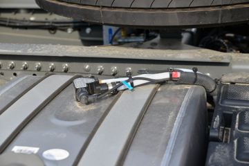 �й����� HOWO TH7�ؿ� 500���� 6X4 ǣ����(����)(ZZ4257V324HF1B)ͼƬ