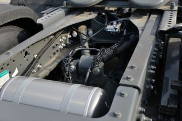 �й����� HOWO TH7�ؿ� 500���� 6X4 ǣ����(����)(ZZ4257V324HF1B)ͼƬ