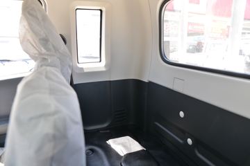 ������Խ��D5 ���ʰ� 1.6L 122���� 3.05���Ű�����С��(����)(SC1034UDW6B1)ͼƬ