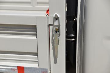 ������Խ��D5 ���ʰ� 1.6L 122���� 3.05���Ű�����С��(����)(SC1034UDW6B1)ͼƬ