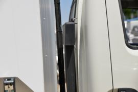 跨越者D5&nbsp;冷藏车外观图片