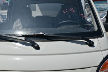 ������Խ��D5 PLUS ������ 1.6L 122���� ���� 3.64�׵�����س�(SC5034XLCUFD6B2)ͼƬ