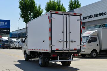 ������Խ��D5 PLUS ������ 1.6L 122���� ���� 3.64�׵�����س�(SC5034XLCUFD6B2)ͼƬ