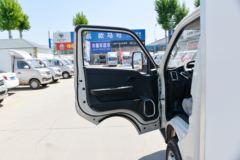 长安跨越者D5 PLUS 舒适型 1.6L 122马力 汽油 3.64米单排冷藏车(SC5034XLCUFD6B2)