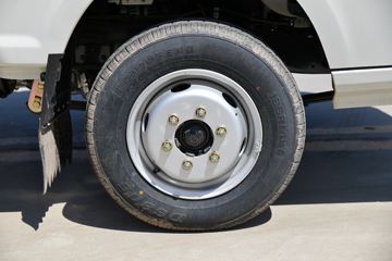 ������Խ��D5 PLUS ������ 1.6L 122���� ���� 3.64�׵�����س�(SC5034XLCUFD6B2)ͼƬ