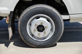 跨越者D5&nbsp;冷藏车底盘图片