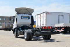 汽车下乡，为辅助广大的新老客户，推出试车有好礼，订车有优惠的政策