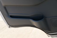 陕汽轻卡 德龙K3000 轻量化 120马力 4.18米单排仓栅式轻卡(国六)(YTQ5041CCYKH331)