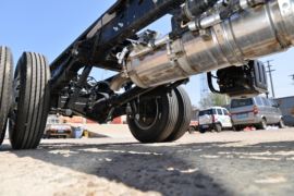 德龙K3000&nbsp;载货车底盘                                                图片