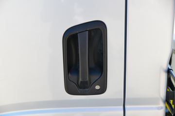 �������ó� ����X9 ���ذ� 150���� 4.15�׵�����ʽ�Ῠ(����)ͼƬ