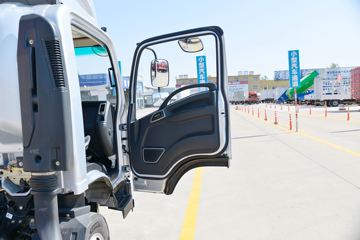 �������ó� ����X9 ���ذ� 150���� 4.15�׵�����ʽ�Ῠ(����)ͼƬ