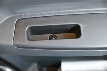 �������ó� ����X9 ���ذ� 150���� 4.15�׵�����ʽ�Ῠ(����)ͼƬ