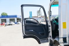 陕汽商用车 轩德X9 标载版 150马力 4.15米单排厢式轻卡(国六)(SX5040XXYNP6331)