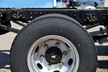 �������ó� ����X9 ���ذ� 150���� 4.15�׵�����ʽ�Ῠ(����)ͼƬ