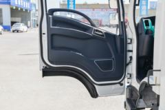 陕汽商用车 轩德X9 标载版 150马力 4.15米单排厢式轻卡(国六)(SX5040XXYNP6331)