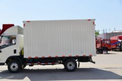 陕汽商用车 轩德X9 标载版 150马力 4.15米单排厢式轻卡(国六)(SX5040XXYNP6331)