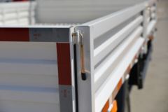 陕汽商用车 轩德X9 标载版 131马力 4.15米单排栏板轻卡(国六)(SX1041NP6331)