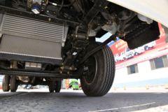 陕汽商用车 轩德X9 150马力 4X2 4.15米单排栏板轻卡(SX1040NP6331)