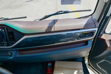 �������ó� ������9 ���˰� 150���� 4X2 4.15�׵��������Ῠ(����)ͼƬ