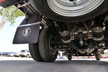 �������ó� ������9 ���˰� 150���� 4X2 4.15�׵��������Ῠ(����)ͼƬ