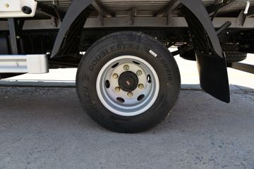 �������ó� ������9 ���˰� 150���� 4X2 4.15�׵��������Ῠ(����)ͼƬ