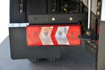 �������ó� ������9 ���˰� 150���� 4X2 4.15�׵��������Ῠ(����)ͼƬ