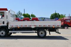 陕汽商用车 轩德翼9 速运版 150马力 4X2 4.15米单排栏板轻卡(国六)(SX1040NP633)