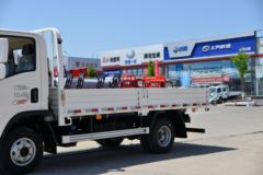 陕汽商用车 轩德翼9 速运版 150马力 4X2 4.15米单排栏板轻卡(国六)(SX1040NP633)