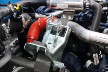 �й������ɶ����ó� ��ʨ 130���� 4X2 3.2����ж��(����)(CDW3044F321BFH)ͼƬ