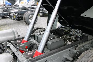 �й������ɶ����ó� ��ʨ 130���� 4X2 3.2����ж��(����)(CDW3044F321BFH)ͼƬ