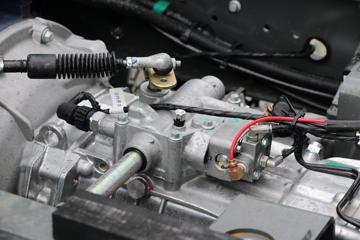 �й������ɶ����ó� ��ʨ 130���� 4X2 3.2����ж��(����)(CDW3044F321BFH)ͼƬ