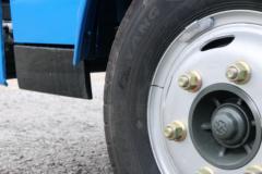 中国重汽成都商用车 腾狮 130马力 4X2 3.2米自卸车(国六)(CDW3044F321BFH)