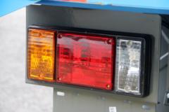 中国重汽成都商用车 腾狮 130马力 4X2 3.2米自卸车(国六)(CDW3044F321BFH)