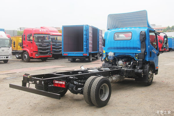 最后一台三升机宽车厢合法尾板上户尽在广州越华