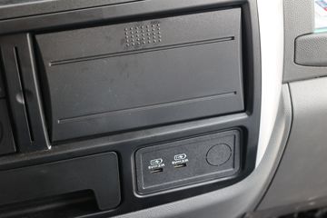 ���� ������D6-M ���ܰ��׼�� 140���� 4.2�׵�����ʽ�Ῠ(����)ͼƬ